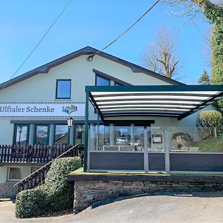 Hotel Ulftaler Schenke Burg Reuland Exterior photo
