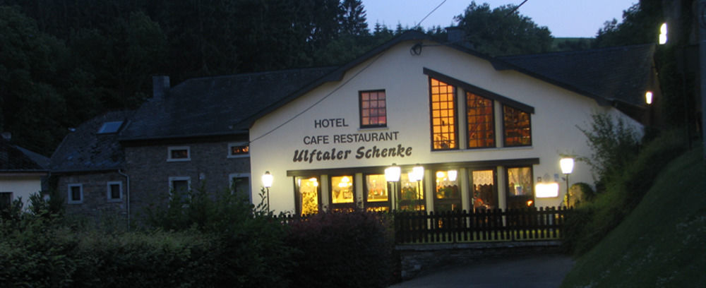 Hotel Ulftaler Schenke Burg Reuland Exterior photo